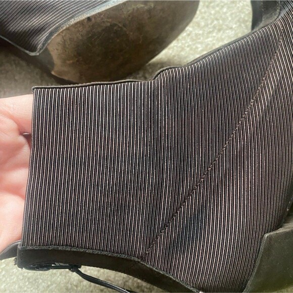 Donald J. Pilner Brown/Maroon Heeled Boots Size 6.5 Made in Spain - Picture 11 of 12